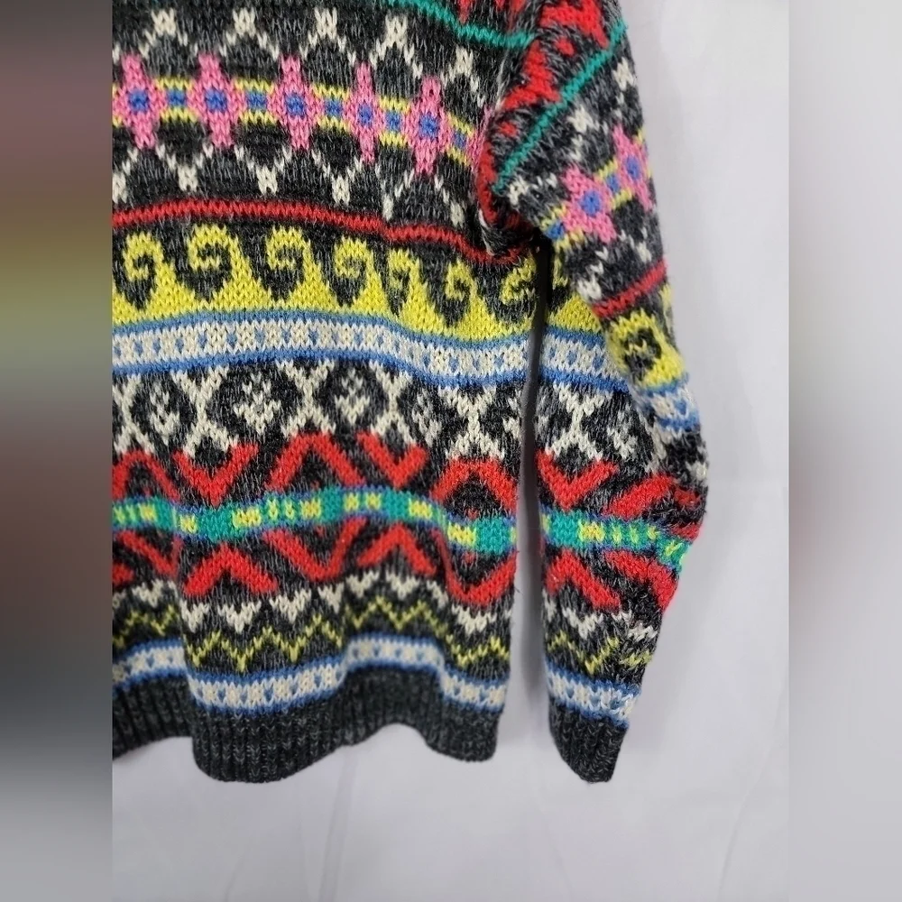 Vintage Medium Back to Back knit sweater